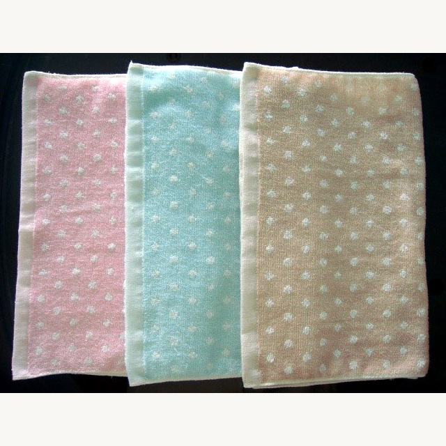 Zero-twist Towel