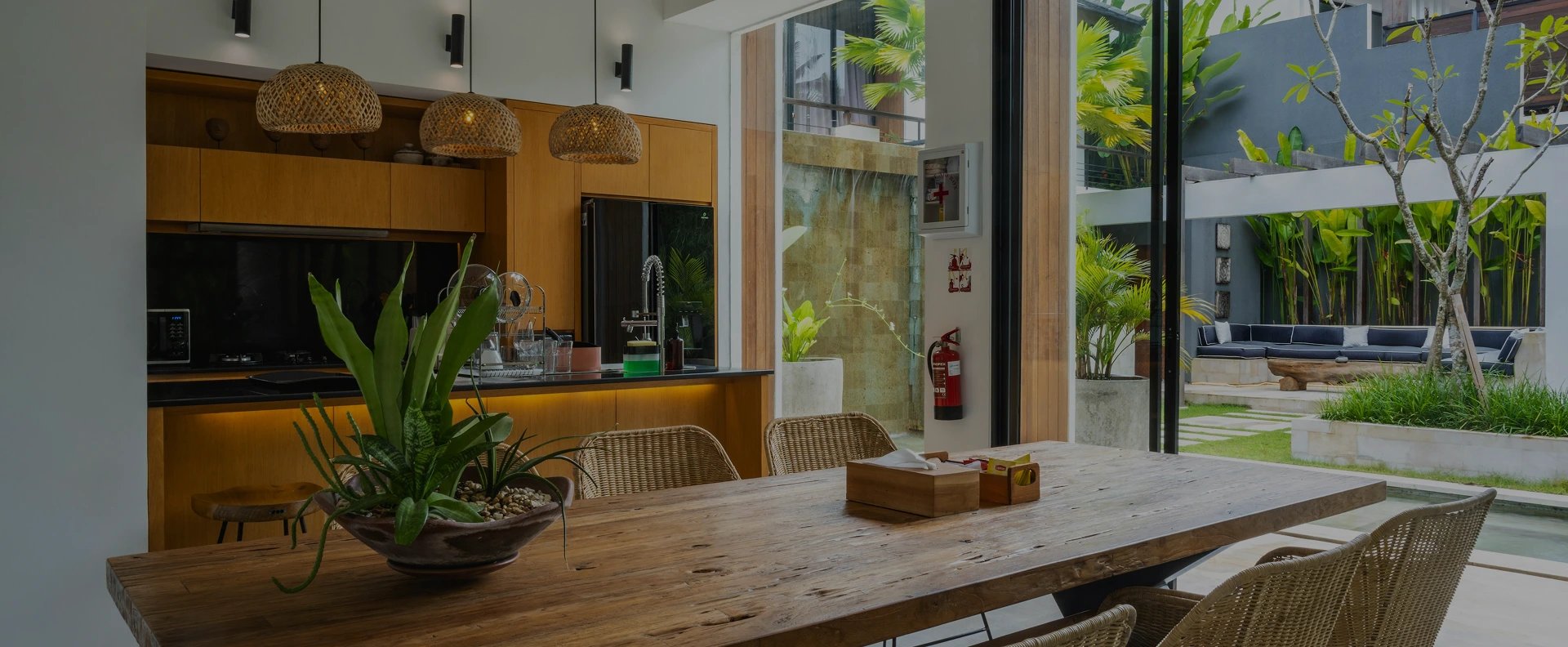 Warm modern living and dining interior